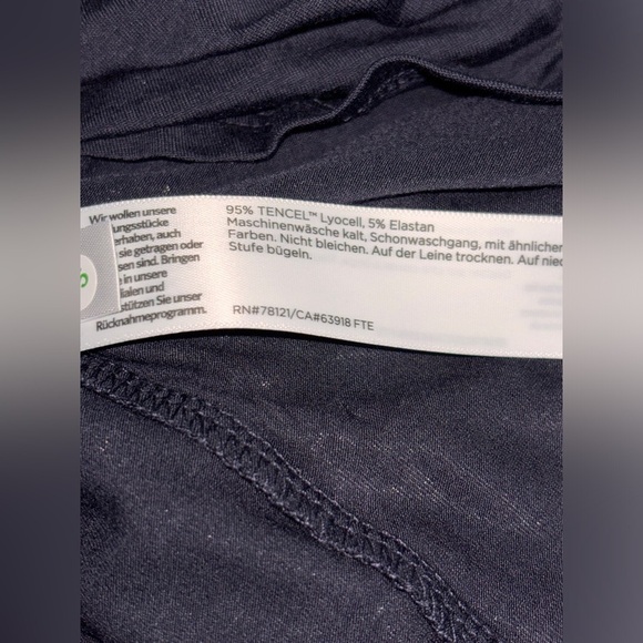 Eileen Fisher Fine Jersey Turtleneck Top Women L Basic Layering Long Line NEW - Picture 5 of 7